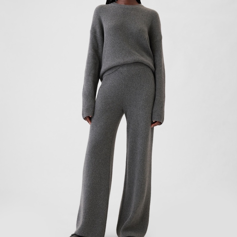 Gap CashSoft Shaker Stitch Sweater Gray Knit Pants